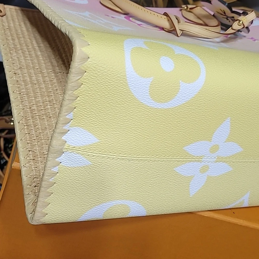 Louis Vuitton Onthego GM GUAM  Special  Edition  Collection New - Picture 6 of 16
